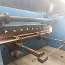 出售二台折弯机，一台63X2500的，一台100X2500的，少.